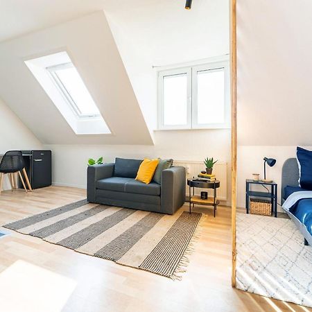 Vollausgtesttattes Modernes Studio,Nahe Btu,Netflix,Kostenloser Tiefgaragenstellplatz Cottbus Exterior foto